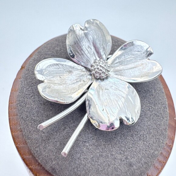 VTG Sterling Silver 925 Four Leaf Clover Textured Brooch Size 1" Length - Picture 3 of 11